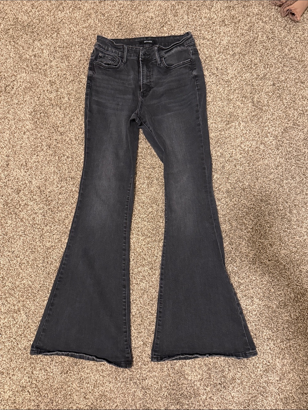Zenana Outfitter High-Rise Black Flare Jeans